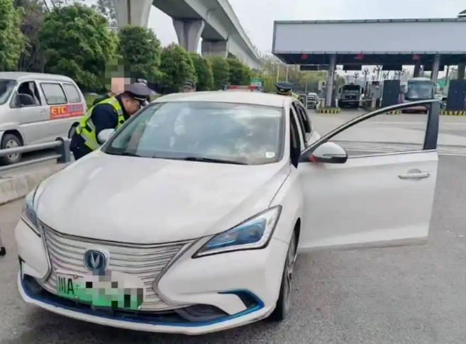 1744550841106048.png image.png